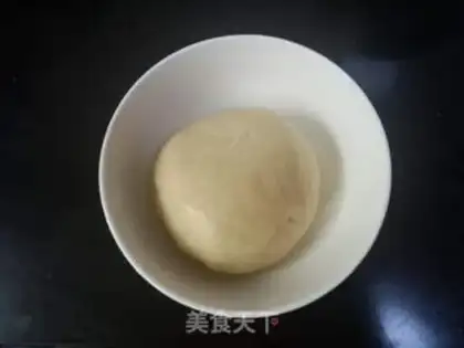 Make Crab-shell buttercake step 2