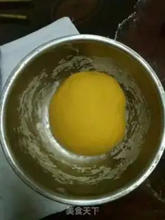 Make Pumpkin giraffe step 1