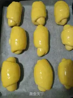 Make Pumpkin cheese rolls step 6