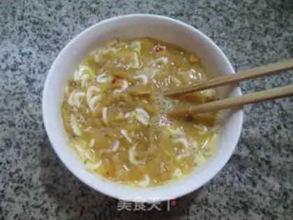 Make Shrimp radish and fried eggs step 4