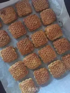 Make Traditional moon cakes step 2