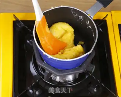 Make Chocolate cheese mooncake step 5
