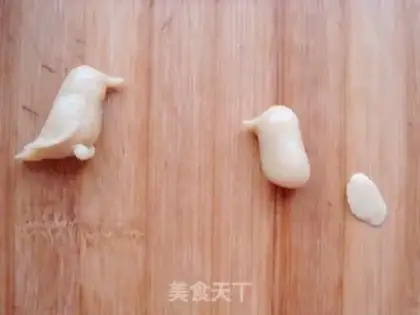 Make Creative moon cake step 20