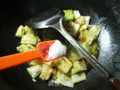 Make Curry curry and cabbage step 7