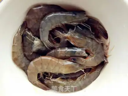 Make Tomato shrimp step 0