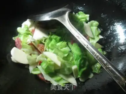 Make White sausage and cabbage step 4