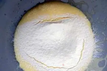Make Peach cream rolls step 1