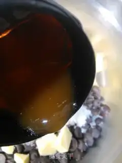 Make Chocolate lava cake step 1