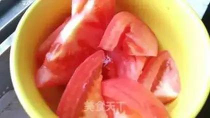 Make Tomato egg noodles step 1