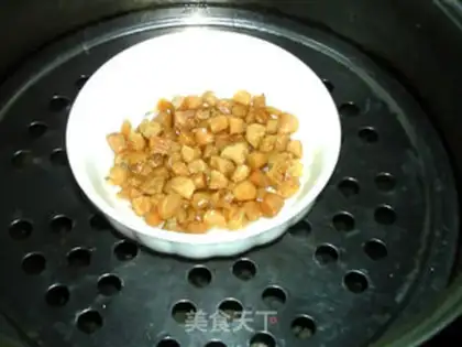 Make A wide-range Penang moon cake step 2