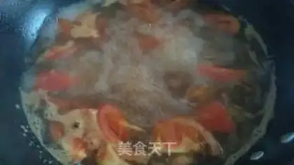 Make Tomato egg noodles step 5