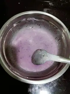 Make Blueberry yogurt mousse ice-pies step 5