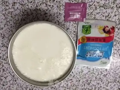 Make Homemade fruit yogurt step 1