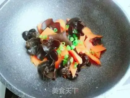Make Carrot, wood, eggs step 4