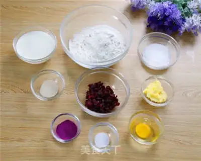 Make Milky-sweet potato bread step 0