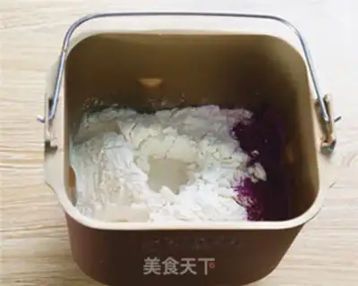 Make Milky-sweet potato bread step 1