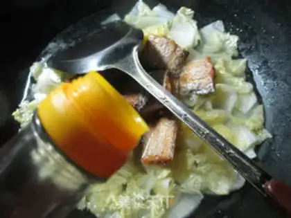 Make Jealousy cabbage with fish step 4