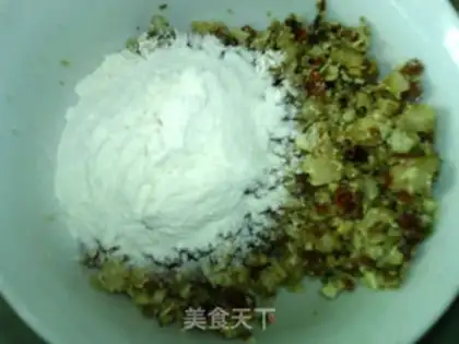 Make A wide sausage moon cake step 6