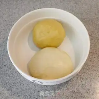 Make Sioux-style gravy moon cake step 3