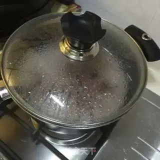 Make Porridge of red bean rice step 1