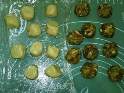 Make A wide sausage moon cake step 11