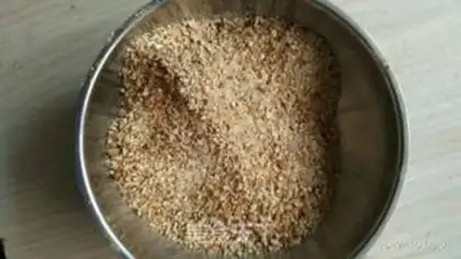 Make Rice sugar powder step 1