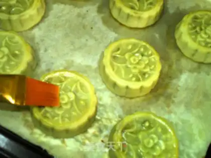 Make A wide sausage moon cake step 20