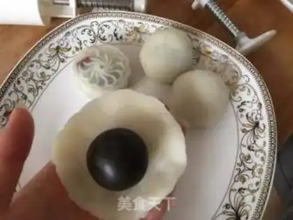 Make Ice mooncake step 7