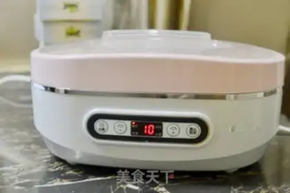 Make A homemade cup of thick yogurt step 4