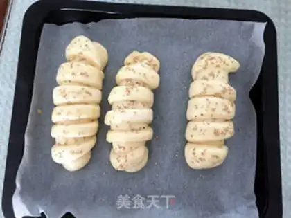 Make Sausage salad bread step 12
