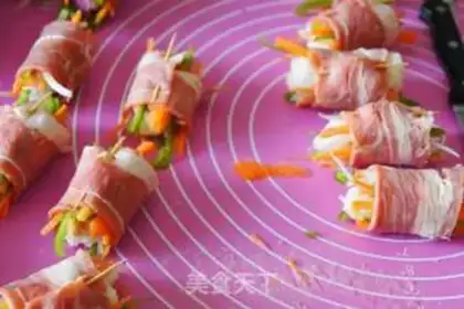 Make Bacon dinner roll step 6