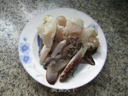 Make Crabs made from salted cabbage step 1