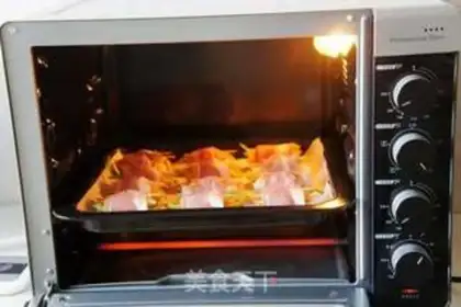 Make Bacon dinner roll step 8