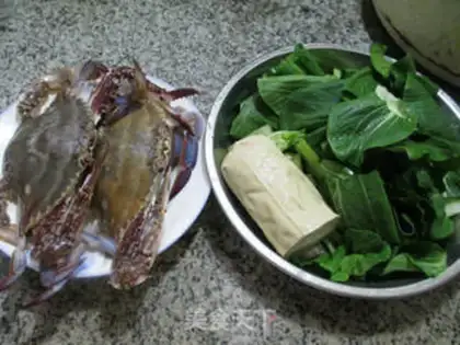 Make Crabs are cooked by green chickens step 0