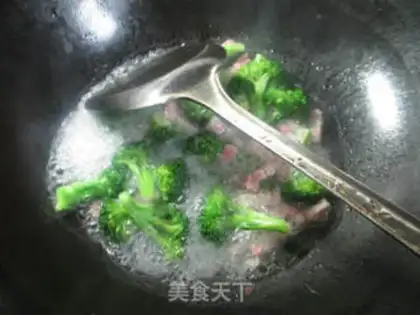 Make A thousand pieces of salted broccoli step 3