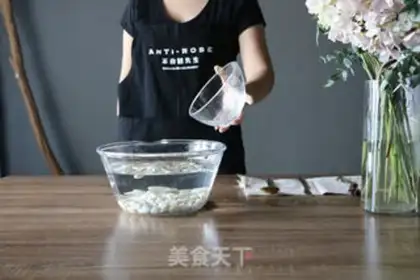 Make The bouquet step 0