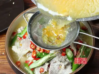 Make Sour soup, fat cow step 5
