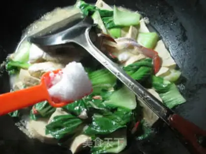 Make Crabs are cooked by green chickens step 7