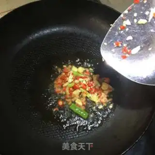 Make Blasted bean sprouts step 2