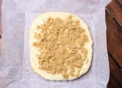 Make Delicious pine rolls step 8