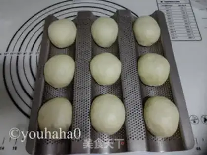 Make Breadball step 6