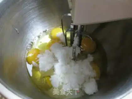 Make SpongeBob cake step 2
