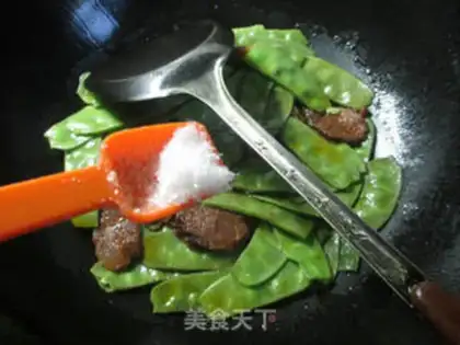Make Spicy sausage fried lentils step 5
