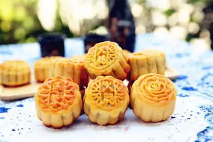 Make A wide moon cake step 15