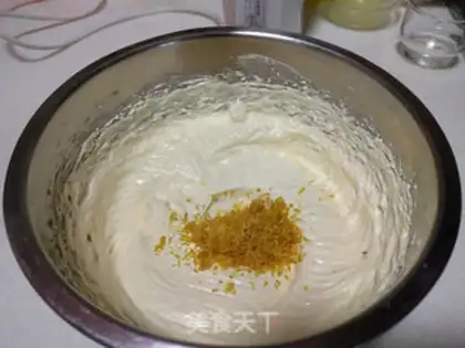 Make A snowy lemon pound cake step 5