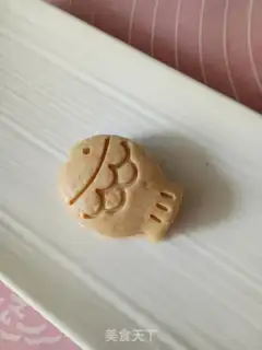 Make Fish mooncake step 8