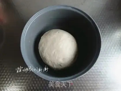 Make Celery pork buns step 1