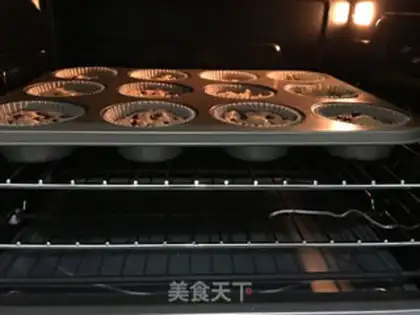 Make Coconut chocolate marfin step 9