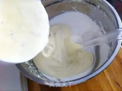 Make raisin yogurt cake step 7