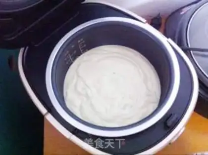 Make raisin yogurt cake step 8